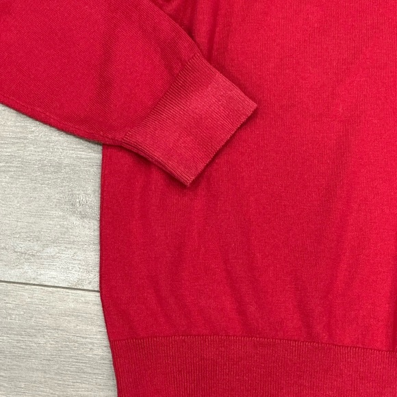 Men's St. John’s Bay Large V-Neck Sweater Red Soft Long Sleeve Cotton Cashmere - Picture 6 of 7